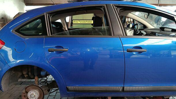 Foto: TÜR HINTEN RECHTS eines Citroen C4 1.4 16V CL