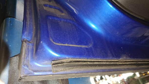 Foto: TÜR VORNE LINKS (4/5-TÜRER) eines Citroen C4 1.4 16V CL