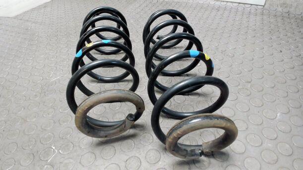 Foto: HINTERFEDERPAAR eines Citroen C4 1.4 16V Cup