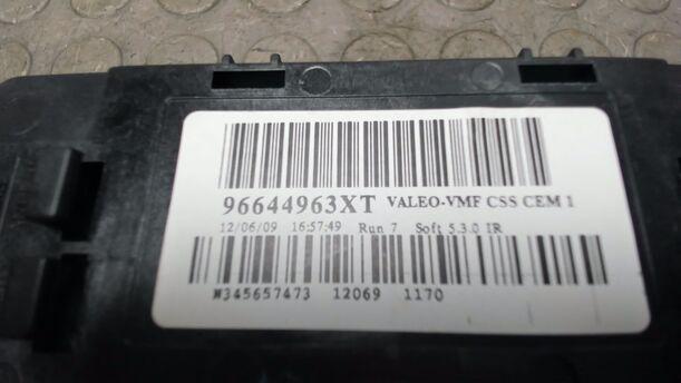 Foto: LENKSTOCKSCHALTER eines Citroen C4 1.4 16V Cup