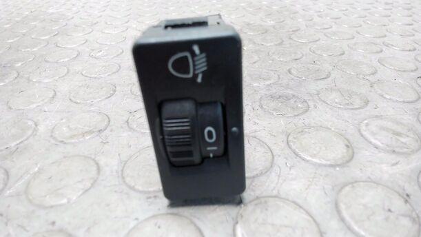Foto: SCHALTER LEUCHTWEITENVERSTELLUNG eines Citroen C4 1.4 16V Cup