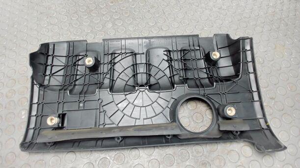 Foto: MOTORABDECKUNG / VERSCHALUNG eines Citroen C4 1.4 16V Cup