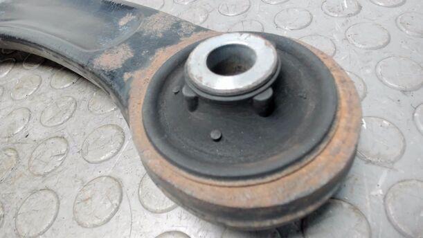 Foto: QUERLENKER VORNE LINKS eines Citroen C4 1.4 16V Cup