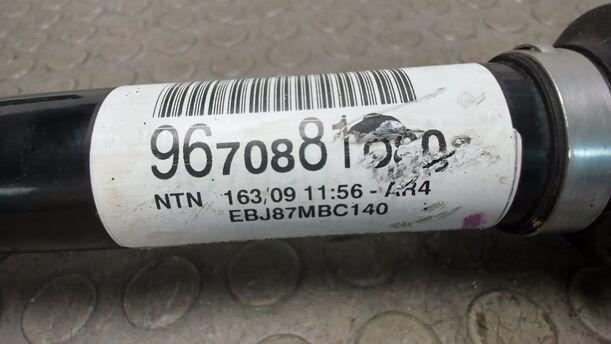 Foto: ANTRIEBSWELLE LINKS eines Citroen C4 1.4 16V Cup
