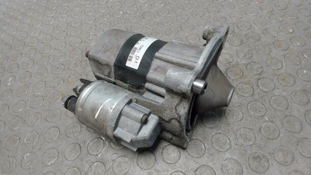 Foto: ANLASSER / STARTER eines Citroen C4 1.4 16V Cup