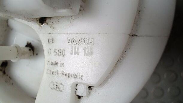 Foto: KRAFTSTOFFPUMPE eines Opel Corsa 1.2 16V Cup