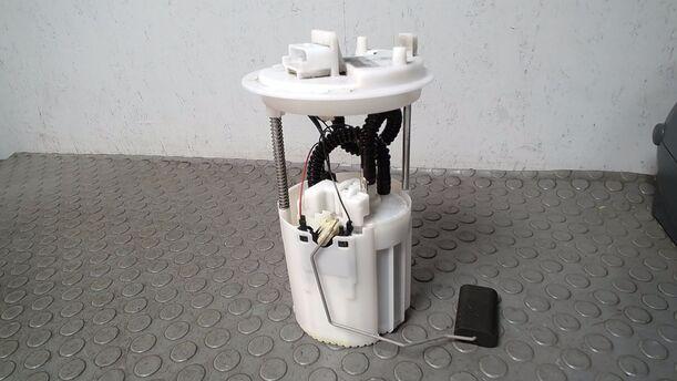Foto: KRAFTSTOFFPUMPE eines Opel Corsa 1.2 16V Cup