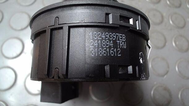 Foto: LICHTSCHALTER eines Opel Corsa 1.2 16V Cup
