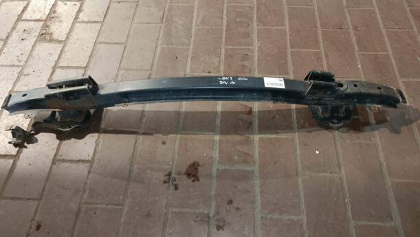 Foto: VERSTRÄKUNG HINTEN eines BMW 116i Cup