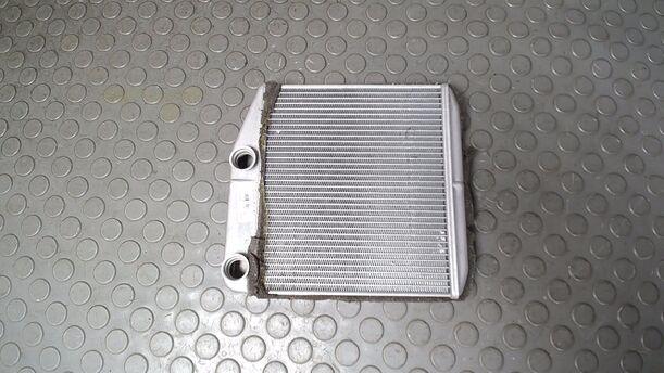 Foto: WÄRMETAUSCHER eines Opel Corsa 1.2 16V Cup