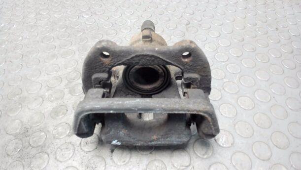 Foto: BREMSSASTTEL HINTEN LINKS eines BMW 116i Cup