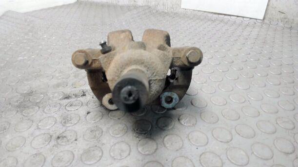 Foto: BREMSSASTTEL HINTEN LINKS eines BMW 116i Cup