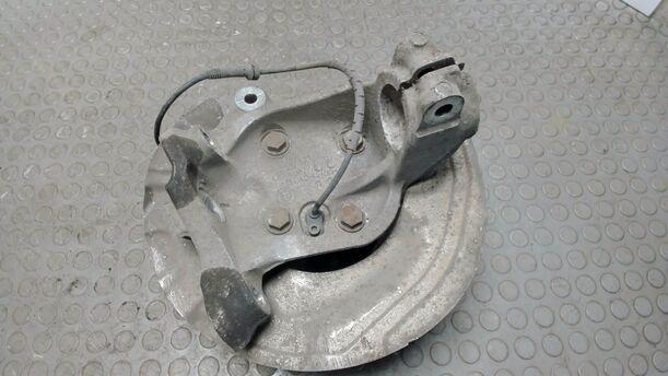 Foto: ACHSSCHENKEL VORNE LINKS eines BMW 116i Cup