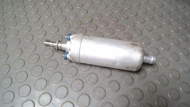 Foto: KRAFTSTOFFPUMPE ( BOSCH ) eines Mercedes-Benz 230 E Cup