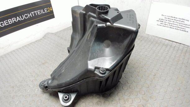 Foto: GERÄUSCHDÄMPFER / RESONANZKASTEN eines BMW 116i Cup