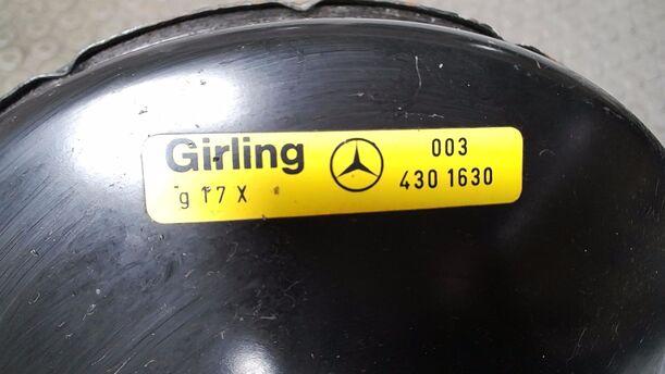 Foto: BREMSKRAFTVERSTÄRKER eines Mercedes-Benz 230 E Cup