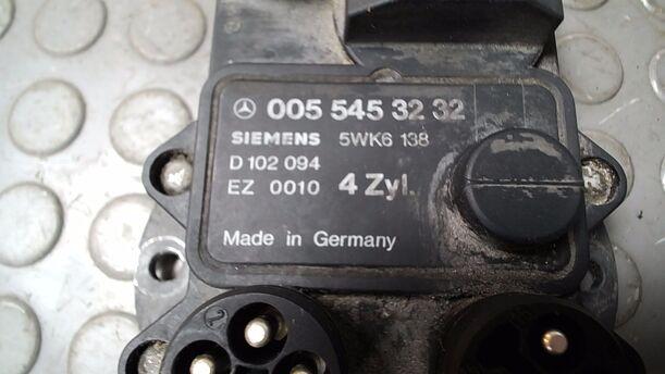 Foto: ZÜNDMODUL/ ZÜNDSTEUERGERÄT SIEMENS eines Mercedes-Benz 230 E Cup