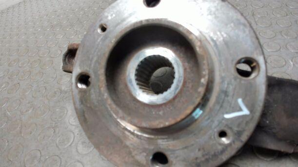 Foto: ACHSSCHENKEL VORNE LINKS eines Citroen C4 1.4 16V Cup