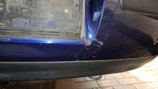 Foto: STOSSFÄNGER / STOßSTANGE HINTEN eines VW Golf 1.4 Cup