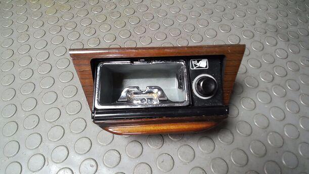 Foto: ASCHENBECHER eines Mercedes-Benz 230 E Cup