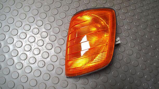 Foto: BLINKER LINKS ( FÜR BASTLER ) eines Mercedes-Benz 230 E Cup