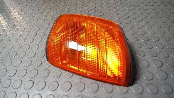 Foto: BLINKER LINKS ( FÜR BASTLER ) eines Mercedes-Benz 230 E Cup