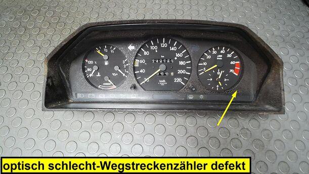 Foto: TACHOEINHEIT (FÜR BASTLER ) eines Mercedes-Benz 230 E Cup
