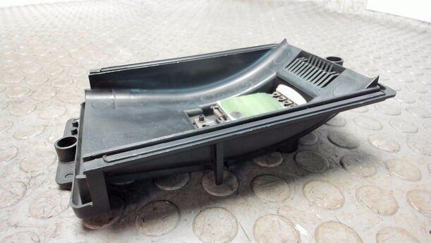 Foto: WIDERSTAND HEIZUNGSGEBLÄSE eines VW Golf 1.4 Cup