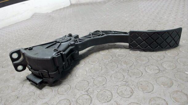 Foto: GASPEDAL eines VW Golf 1.4 Cup