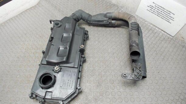 Foto: LUFTFILTERKASTEN eines VW Golf 1.4 Cup