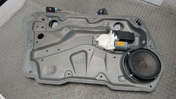 Foto: FENSTERHEBER VORNE LINKS ( 4/5 TÜRER ) eines VW Golf 1.4 Cup
