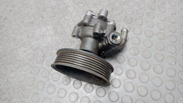 Foto: PUMPE SERVOLENKUNG eines VW Golf 1.4 Cup