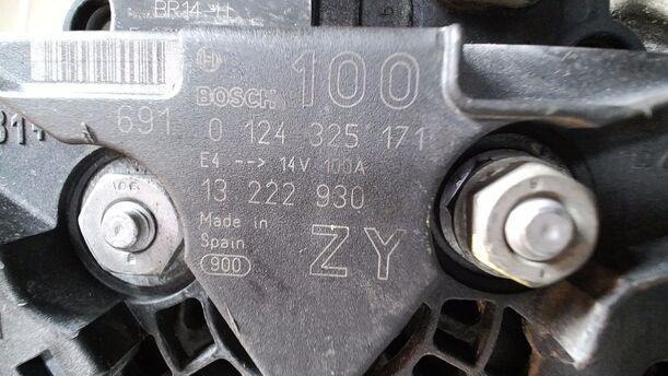 Foto: LICHTMASCHINE ( BOSCH / 100A ) eines Opel Corsa 1.2 16V Cup