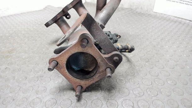 Foto: AUSPUFFKRÜMMER MIT KATALYSATOR eines VW Golf 1.4 Cup
