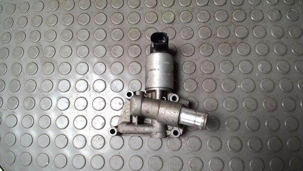 Foto: ABGASRÜCKFÜHRUNGSVENTIL/ AGR VENTIL eines Opel Corsa 1.2 16V Cup
