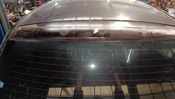 Foto: HECKKLAPPE/ HECKDECKEL ( SPOILER FEHLT ) eines Hyundai i10 1.1 Cup