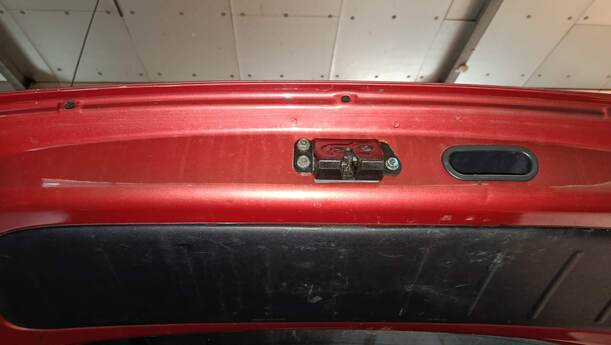 Foto: HECKKLAPPE/ HECKDECKEL ( SPOILER FEHLT ) eines Hyundai i10 1.1 Cup