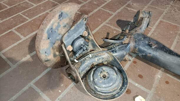 Foto: HINTERACHSE eines Hyundai i10 1.1 Cup