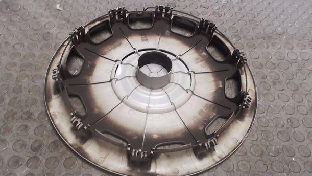 Foto: EINZELRADKAPPE / FELGENABDECKUNG 15 ZOLL eines VW Passat Variant 1.6 Cup