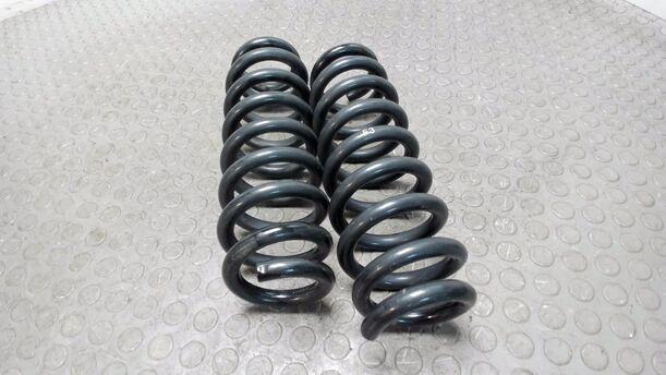 Foto: HINTEREFEDERN / FEDERNHINTEN eines BMW 320d DPF Touring Aut. Cup