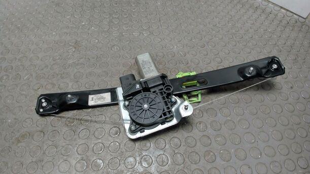 Foto: FENSTERHEBER HINTEN LINKS ELEKTRISCH eines BMW 320d DPF Touring Aut. Cup