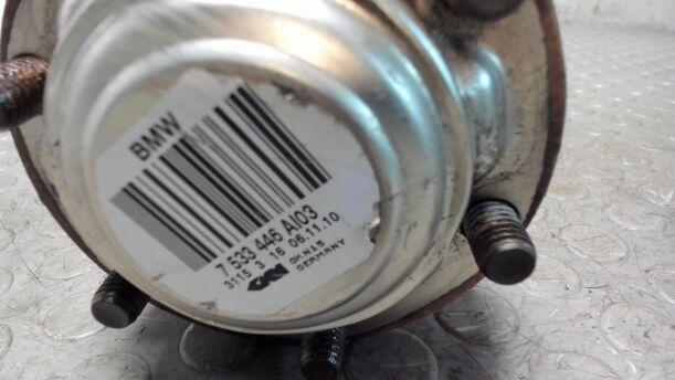 Foto: ANTRIEBSWELLE HONTEN RECHTS eines BMW 320d DPF Touring Aut. Cup