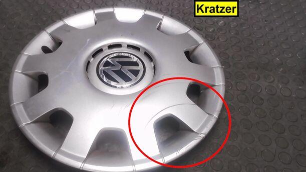 Foto: EINZELRADKAPPE / FELGENABDECKUNG 14 ZOLL eines VW Golf 1.6 Cup