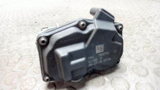 Foto: DROSSELKLAPPENSTUTZEN eines BMW 320d DPF Touring Aut. Cup
