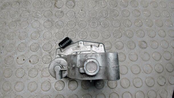 Foto: DROSSELKLAPPENSTUTZEN eines BMW 320d DPF Touring Aut. Cup