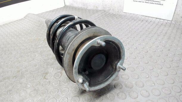 Foto: FEDERBEIN VORNE RECHTS eines BMW 320d DPF Touring Aut. Cup