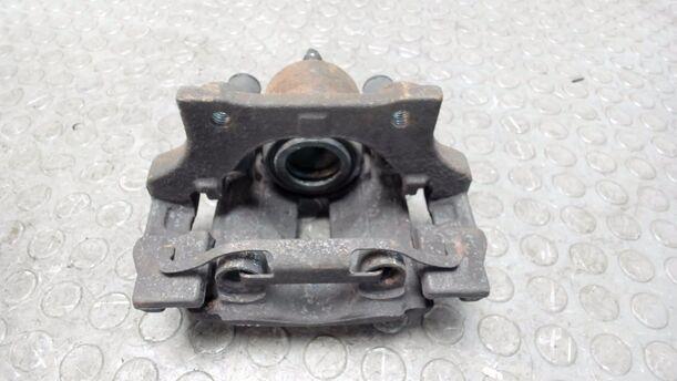 Foto: BREMSSATTEL HINTEN LINKS eines BMW 320d DPF Touring Aut. Cup