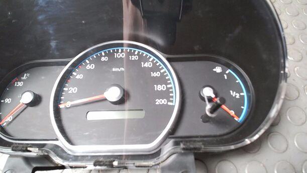 Foto: TACHOEINHEIT eines Hyundai i10 1.1 Cup