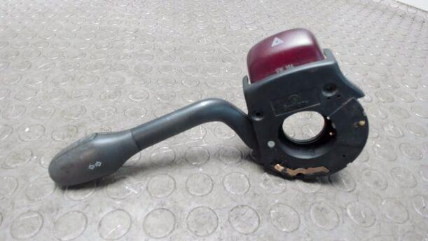 Foto: BLINKERSCHALTER / KOMBISCHALTER eines VW Golf Cabrio 1.8 Cup