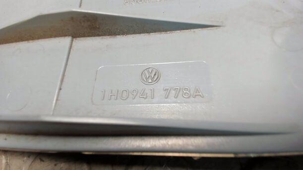 Foto: REFKLETOR NEBELSCHEINWERFER RECHTS eines VW Golf Cabrio 1.8 Cup